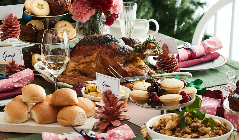 Christmas Recipes to Make Your Holidays Merry, Bright & Full of Delight