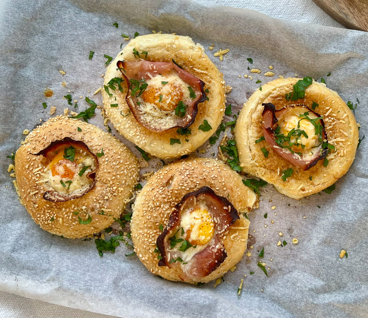 Baked Egg & Bacon Rolls Recipe