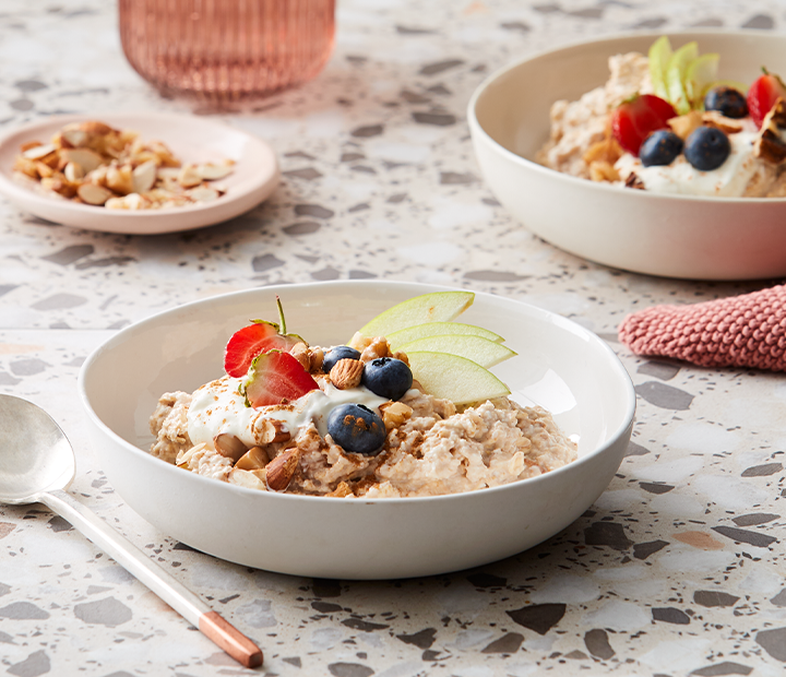 Overnight Bircher Oats with Yoghurt & Fruit