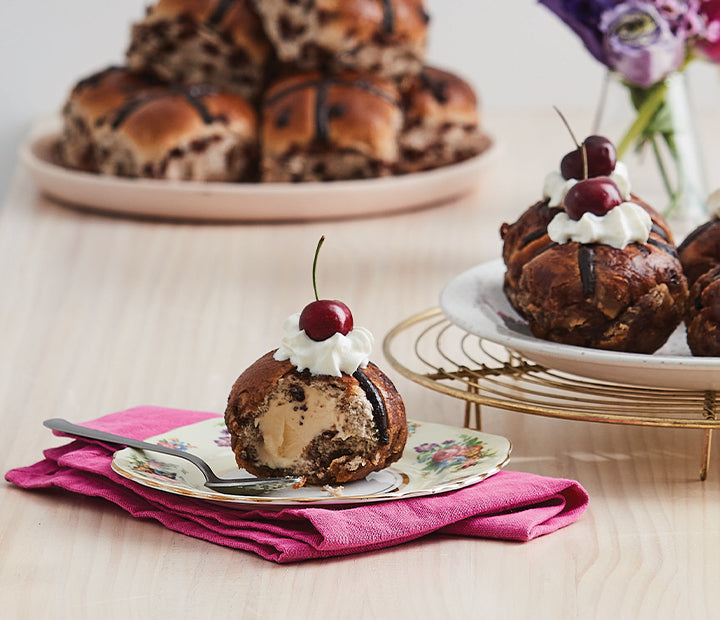 Deep Fried Choc Chip Ice Cream Buns