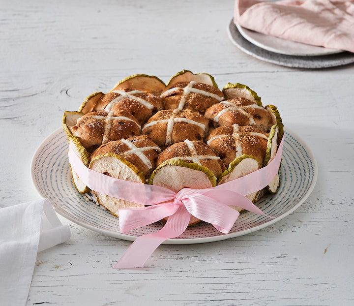 Apple & Cinnamon Hot Cross Bun No Bake Cheesecake recipe