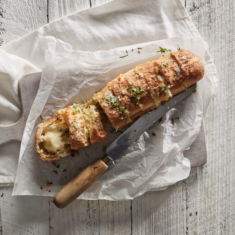 Cheesy Garlic Turkish Bread Recipe