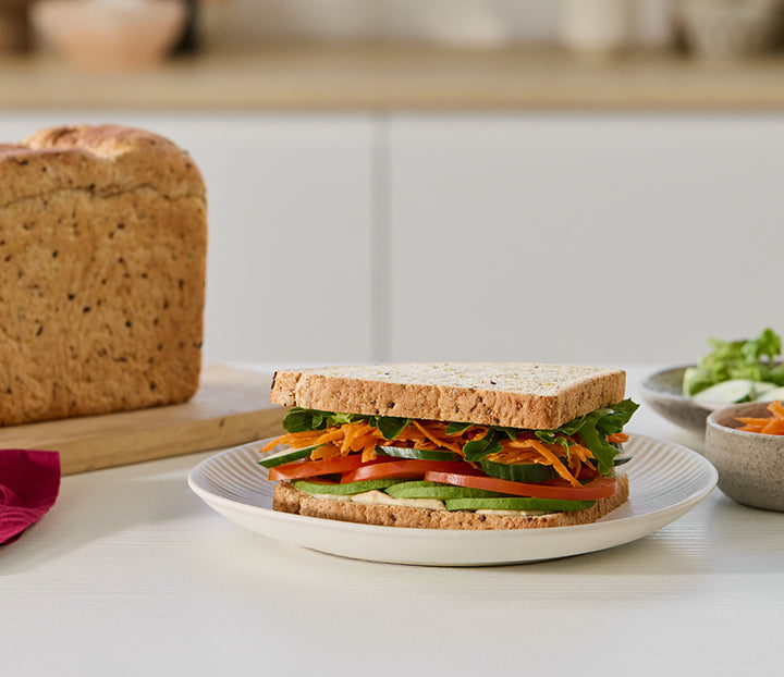 Avocado & Hummus Rainbow Salad Sandwich Recipe