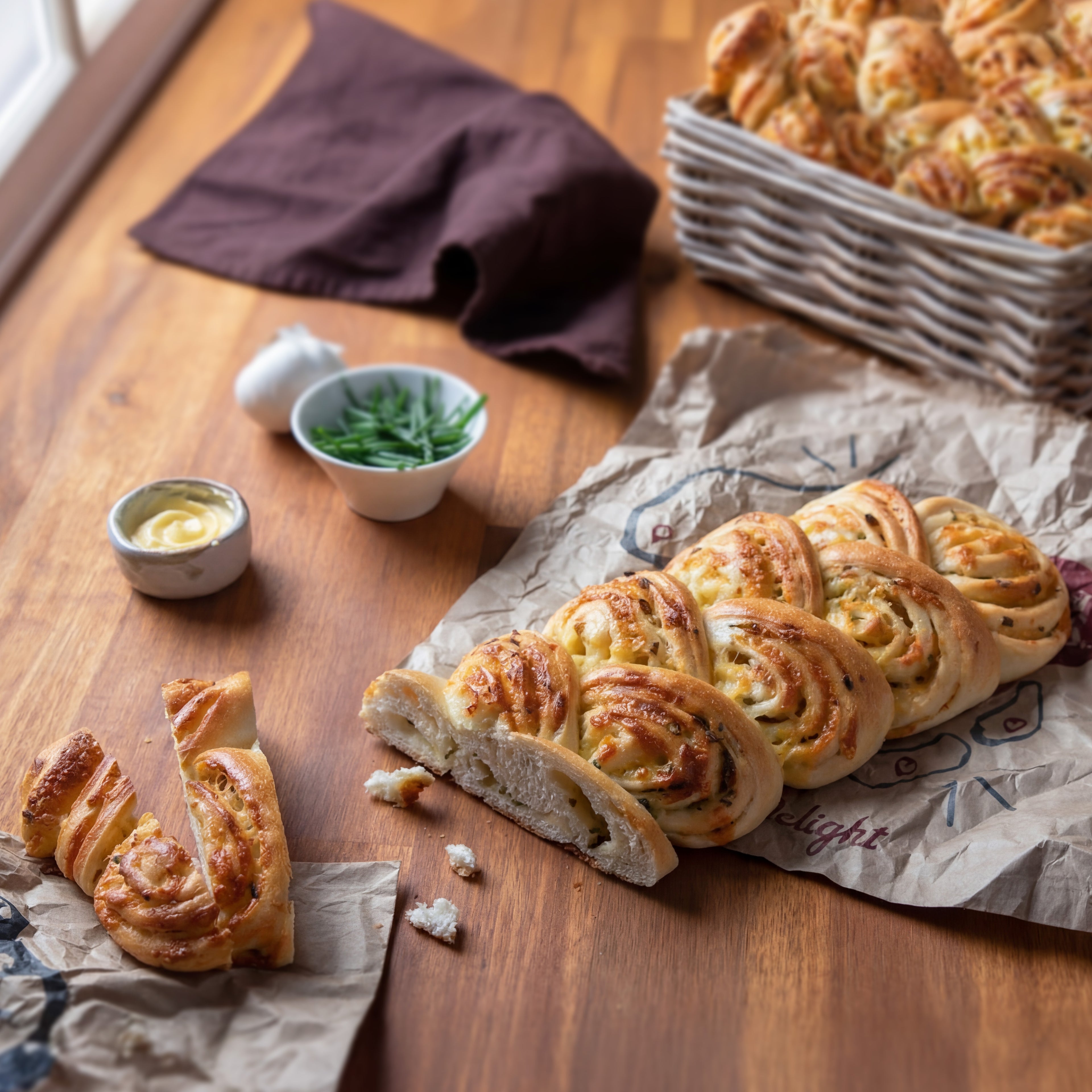 Chive & Garlic Twisted Delight